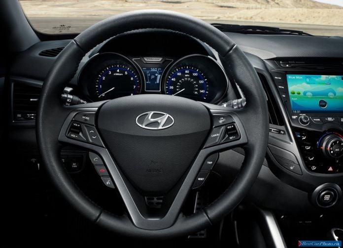 2013 Hyundai Veloster Turbo - фотография 35 из 59 2013 Hyundai Veloster Turbo - фотография 35 из 59