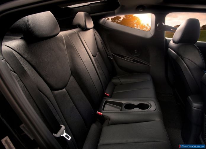 2013 Hyundai Veloster Turbo - фотография 42 из 59