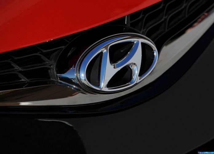 2014 Hyundai Elantra Coupe - фотография 22 из 25