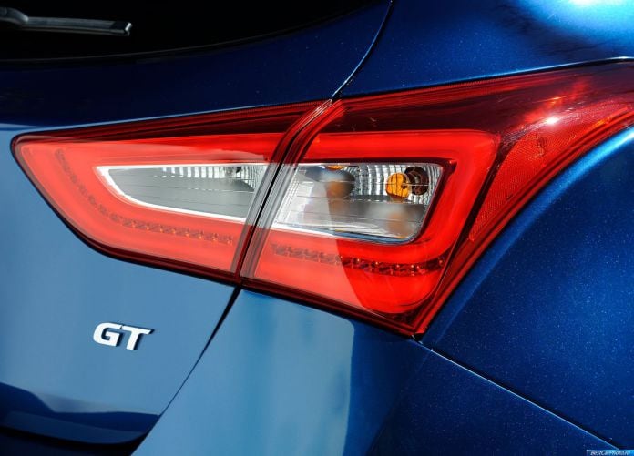 2014 Hyundai Elantra GT - фотография 18 из 20 2014 Hyundai Elantra GT - фотография 18 из 20