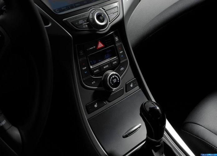 2014 Hyundai Elantra - фотография 32 из 59 2014 Hyundai Elantra - фотография 32 из 59