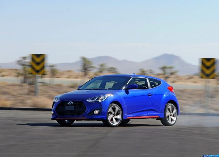 2014 Hyundai Veloster Turbo R-Spec - фотография 7 из 31 2014 Hyundai Veloster Turbo R-Spec - фотография 7 из 31