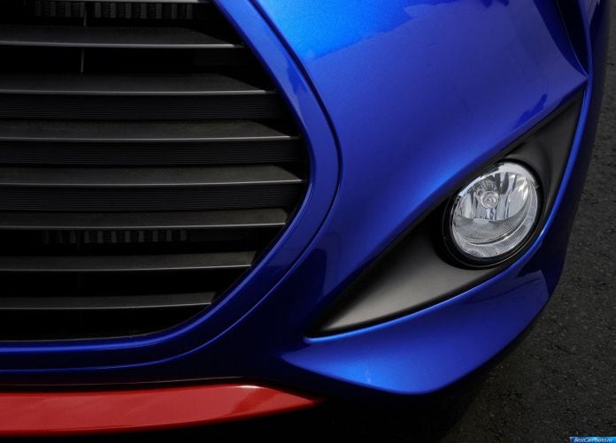 2014 Hyundai Veloster Turbo R-Spec - фотография 27 из 31