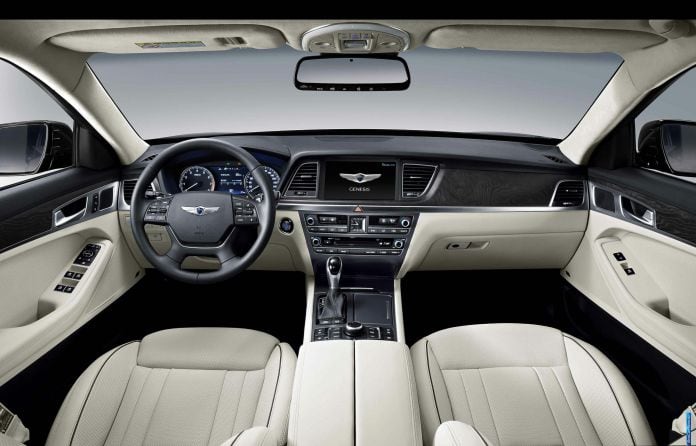 2014 Hyundai Genesis - фотография 28 из 44