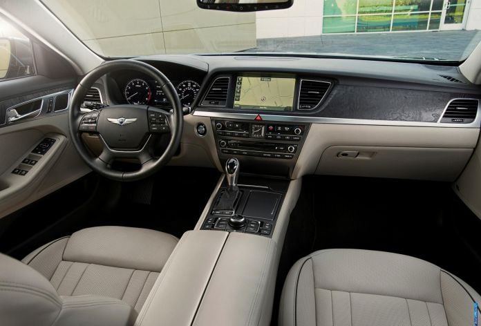 2014 Hyundai Genesis - фотография 30 из 44