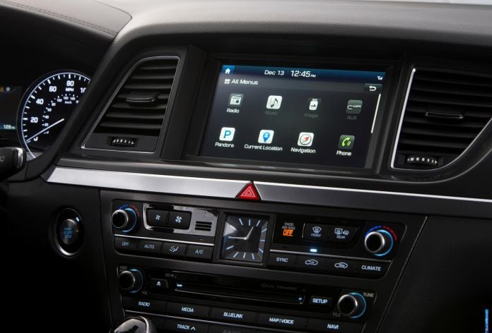 2014 Hyundai Genesis - фотография 35 из 44