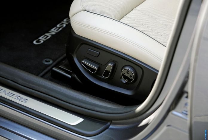 2014 Hyundai Genesis - фотография 38 из 44 2014 Hyundai Genesis - фотография 38 из 44