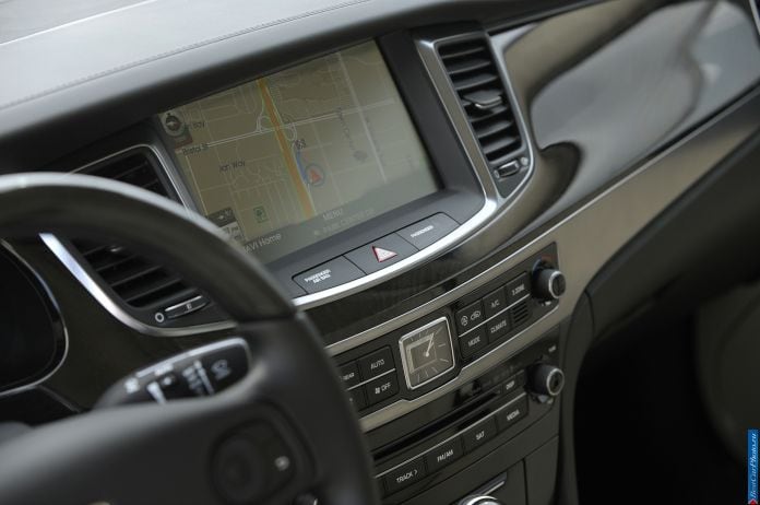 2014 Hyundai Equus - фотография 31 из 45 2014 Hyundai Equus - фотография 31 из 45
