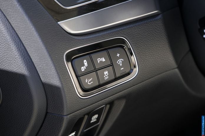 2014 Hyundai Equus - фотография 34 из 45 2014 Hyundai Equus - фотография 34 из 45