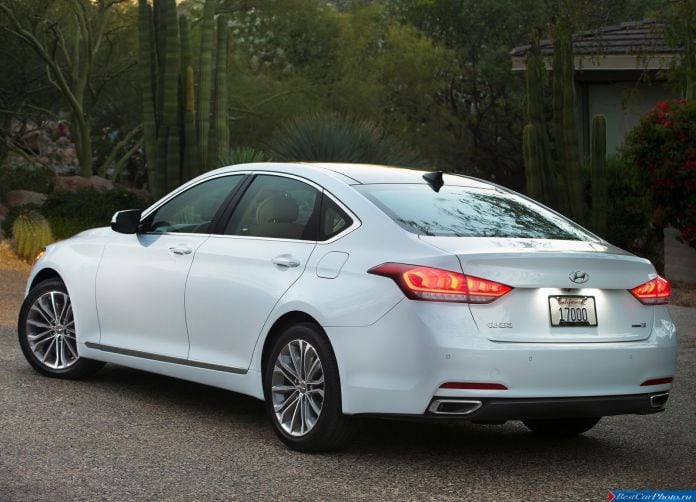 2015 Hyundai Genesis - фотография 41 из 162