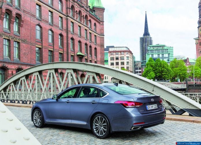 2015 Hyundai Genesis - фотография 43 из 162
