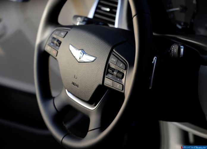2015 Hyundai Genesis - фотография 79 из 162