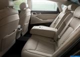 hyundai_2015_genesis_083.jpg