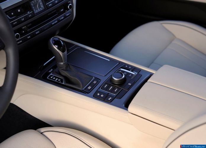 2015 Hyundai Genesis - фотография 90 из 162