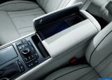 hyundai_2015_genesis_103.jpg