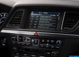 hyundai_2015_genesis_117.jpg