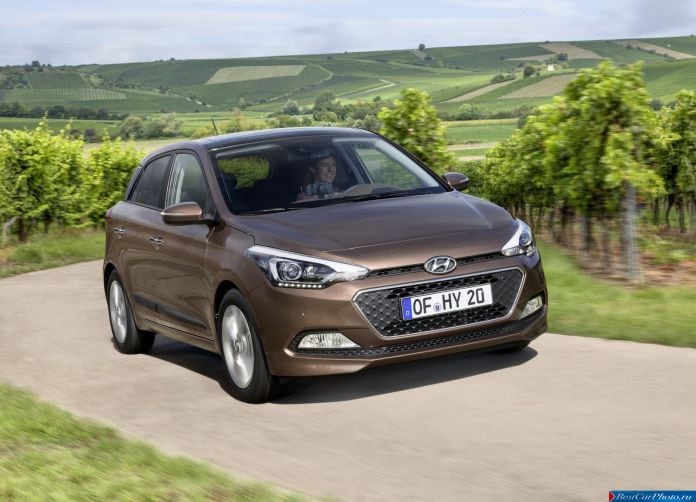 2015 Hyundai i20 - фотография 3 из 24
