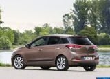 hyundai_2015_i20_008.jpg