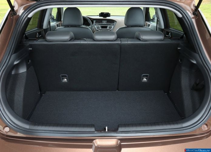 2015 Hyundai i20 - фотография 20 из 24 2015 Hyundai i20 - фотография 20 из 24