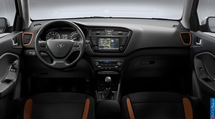 2015 Hyundai i20 Coupe - фотография 7 из 74 2015 Hyundai i20 Coupe - фотография 7 из 74