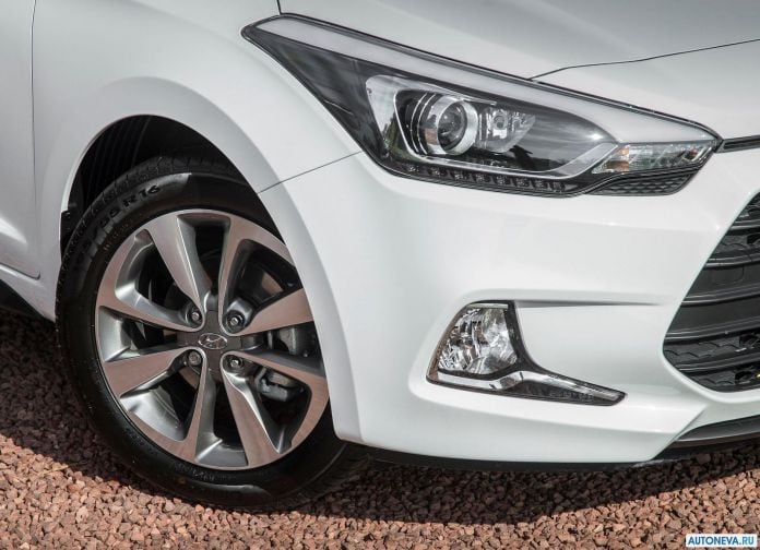 2015 Hyundai i20 Coupe - фотография 67 из 74