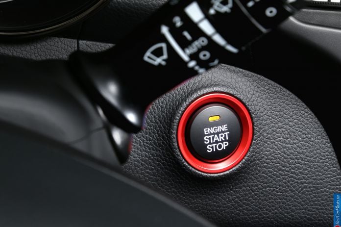 2015 Hyundai i30 Turbo - фотография 28 из 32 2015 Hyundai i30 Turbo - фотография 28 из 32