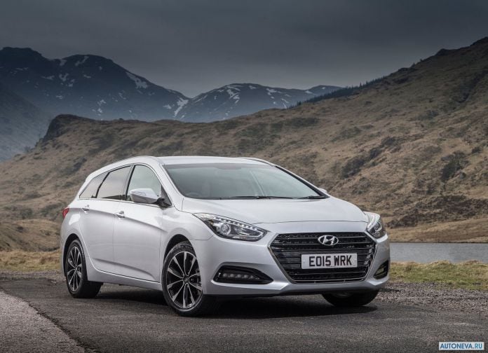 2015 Hyundai i40 Tourer - фотография 1 из 61 2015 Hyundai i40 Tourer - фотография 1 из 61