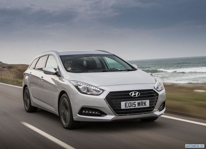 2015 Hyundai i40 Tourer - фотография 12 из 61 2015 Hyundai i40 Tourer - фотография 12 из 61