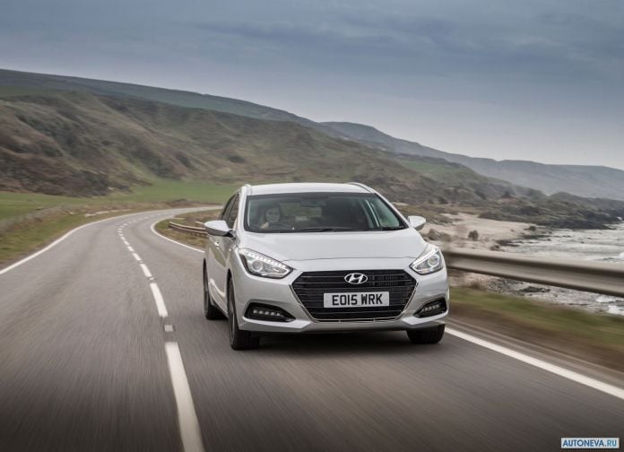 2015 Hyundai i40 Tourer - фотография 15 из 61 2015 Hyundai i40 Tourer - фотография 15 из 61