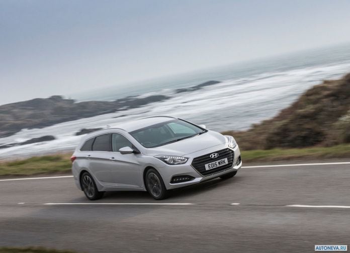 2015 Hyundai i40 Tourer - фотография 16 из 61 2015 Hyundai i40 Tourer - фотография 16 из 61