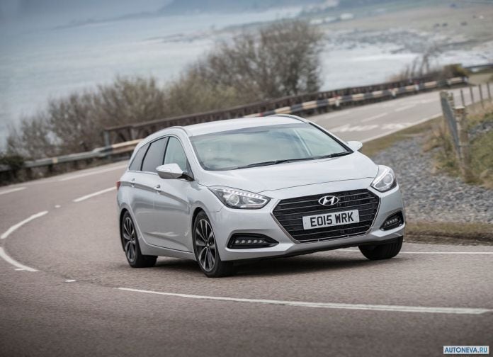 2015 Hyundai i40 Tourer - фотография 19 из 61 2015 Hyundai i40 Tourer - фотография 19 из 61