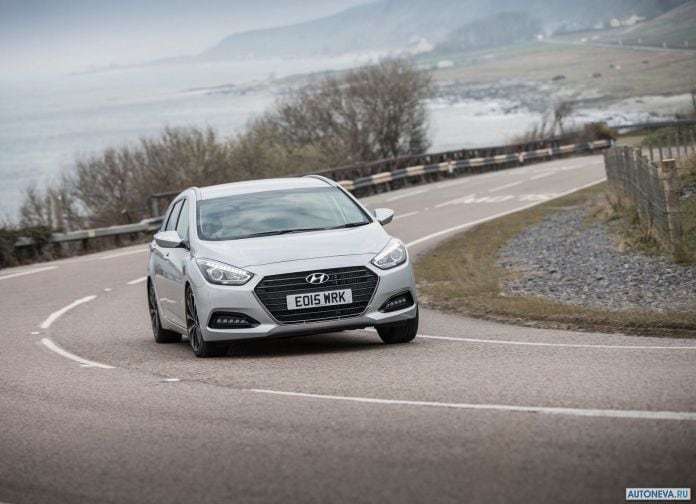 2015 Hyundai i40 Tourer - фотография 20 из 61