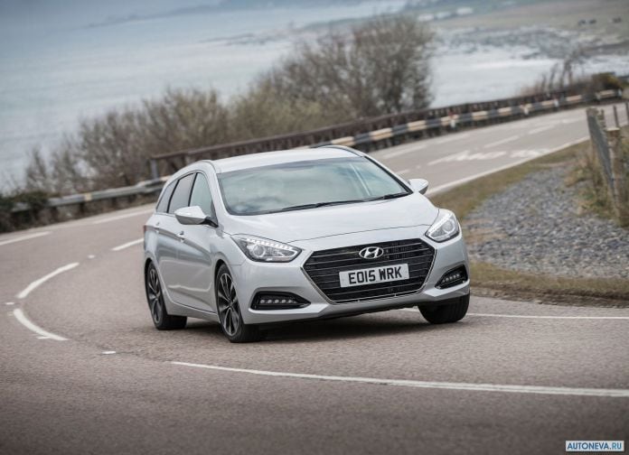 2015 Hyundai i40 Tourer - фотография 21 из 61 2015 Hyundai i40 Tourer - фотография 21 из 61