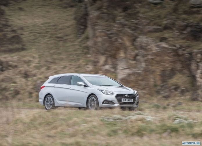 2015 Hyundai i40 Tourer - фотография 23 из 61 2015 Hyundai i40 Tourer - фотография 23 из 61