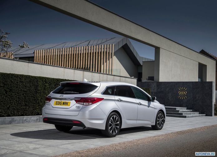 2015 Hyundai i40 Tourer - фотография 28 из 61