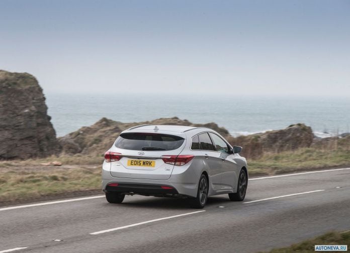 2015 Hyundai i40 Tourer - фотография 34 из 61