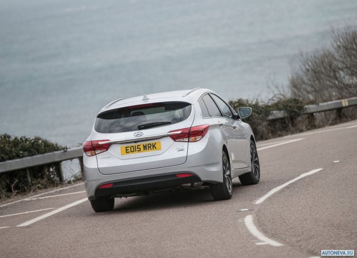 2015 Hyundai i40 Tourer - фотография 35 из 61