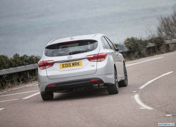 2015 Hyundai i40 Tourer - фотография 38 из 61 2015 Hyundai i40 Tourer - фотография 38 из 61
