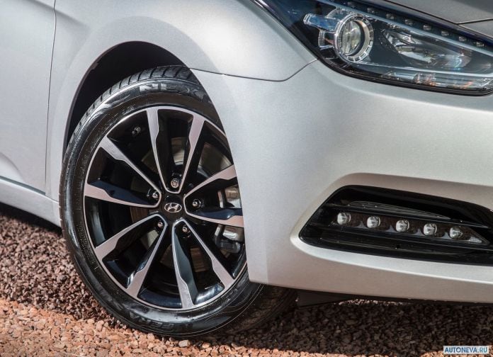 2015 Hyundai i40 Tourer - фотография 55 из 61