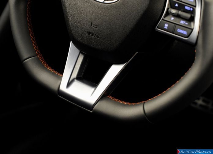 2015 Hyundai Sonata - фотография 21 из 61