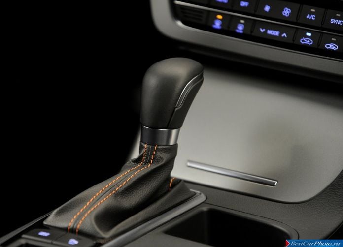 2015 Hyundai Sonata - фотография 24 из 61 2015 Hyundai Sonata - фотография 24 из 61