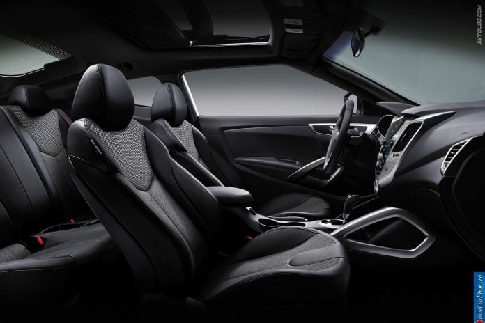 2016 Hyundai Veloster - фотография 56 из 66