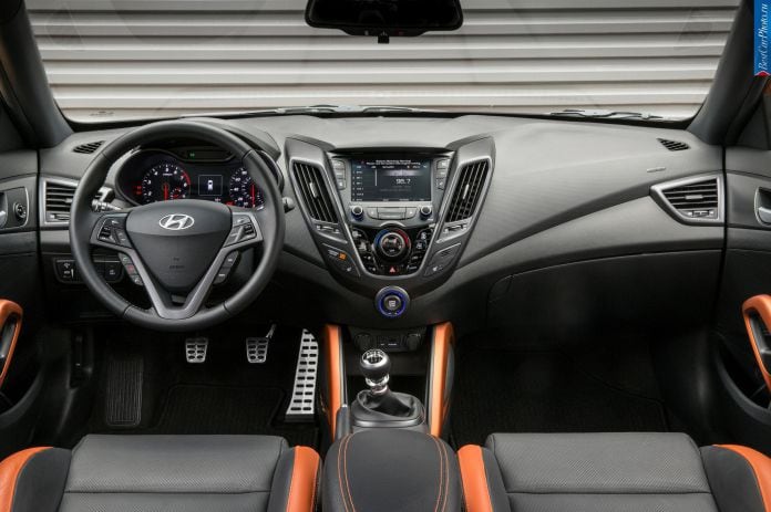 2016 Hyundai Elantra GT - фотография 106 из 115 2016 Hyundai Elantra GT - фотография 106 из 115
