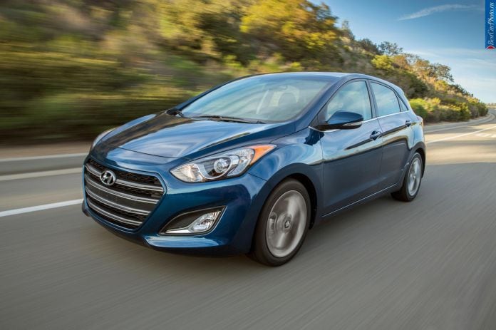 2016 Hyundai Elantra GT - фотография 5 из 115