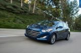 hyundai_2016_elantra_gt_008_1.jpg