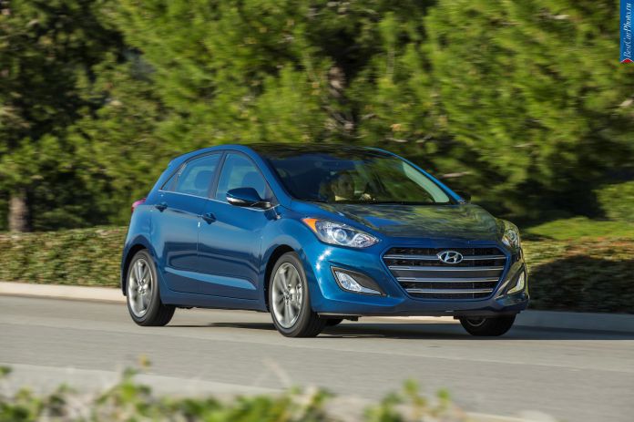 2016 Hyundai Elantra GT - фотография 14 из 115 2016 Hyundai Elantra GT - фотография 14 из 115