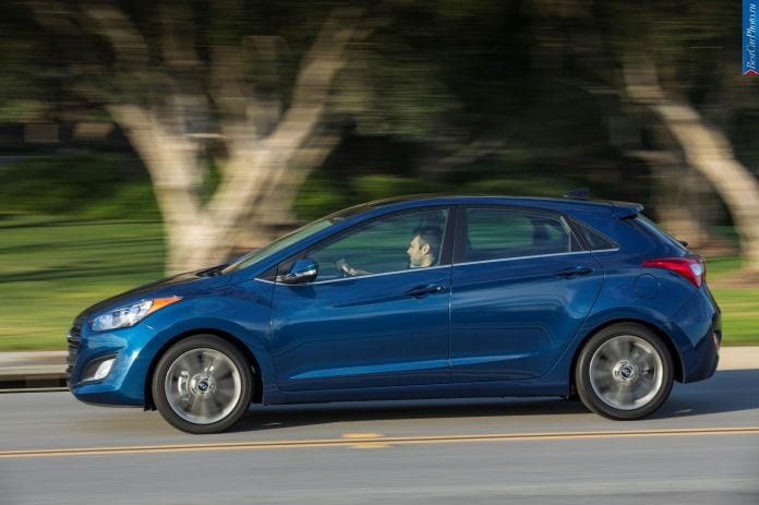 2016 Hyundai Elantra GT - фотография 21 из 115 2016 Hyundai Elantra GT - фотография 21 из 115