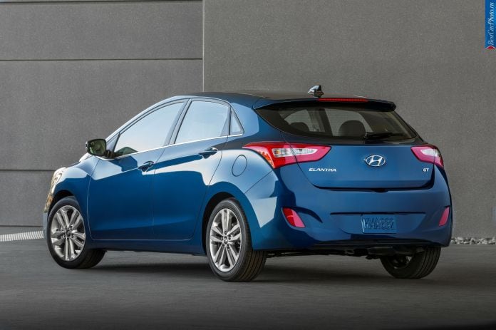2016 Hyundai Elantra GT - фотография 26 из 115