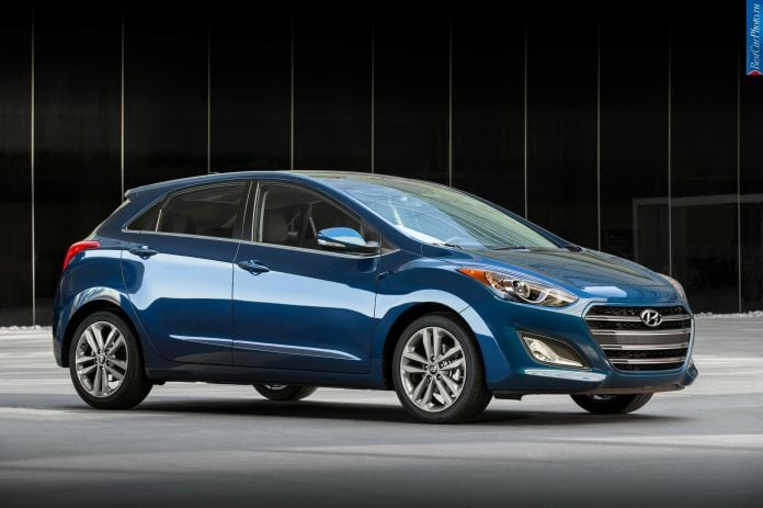 2016 Hyundai Elantra GT - фотография 27 из 115 2016 Hyundai Elantra GT - фотография 27 из 115