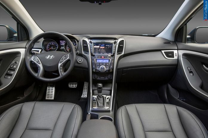 2016 Hyundai Elantra GT - фотография 35 из 115 2016 Hyundai Elantra GT - фотография 35 из 115